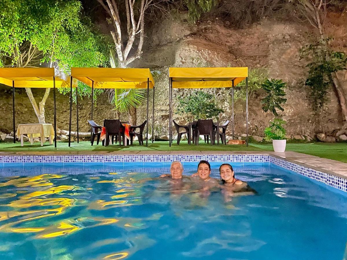 Hotel Huanchaco Gardens Esterno foto