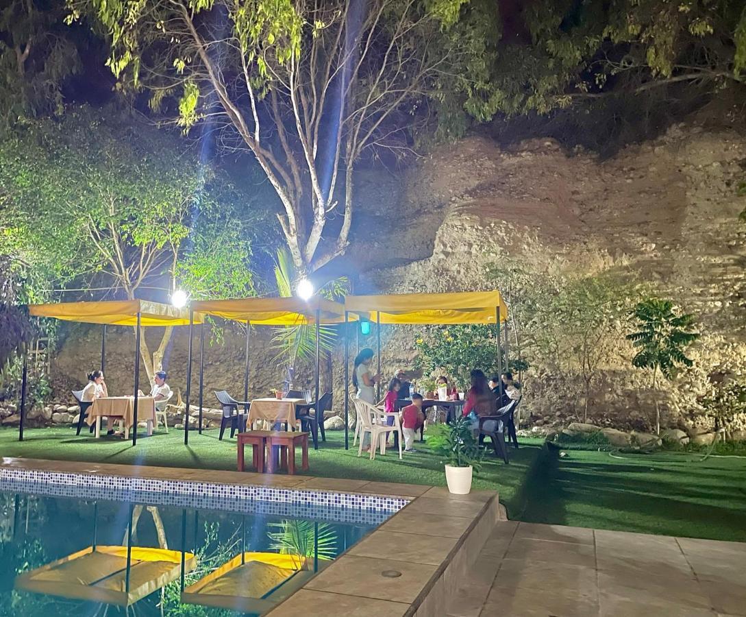 Hotel Huanchaco Gardens Esterno foto