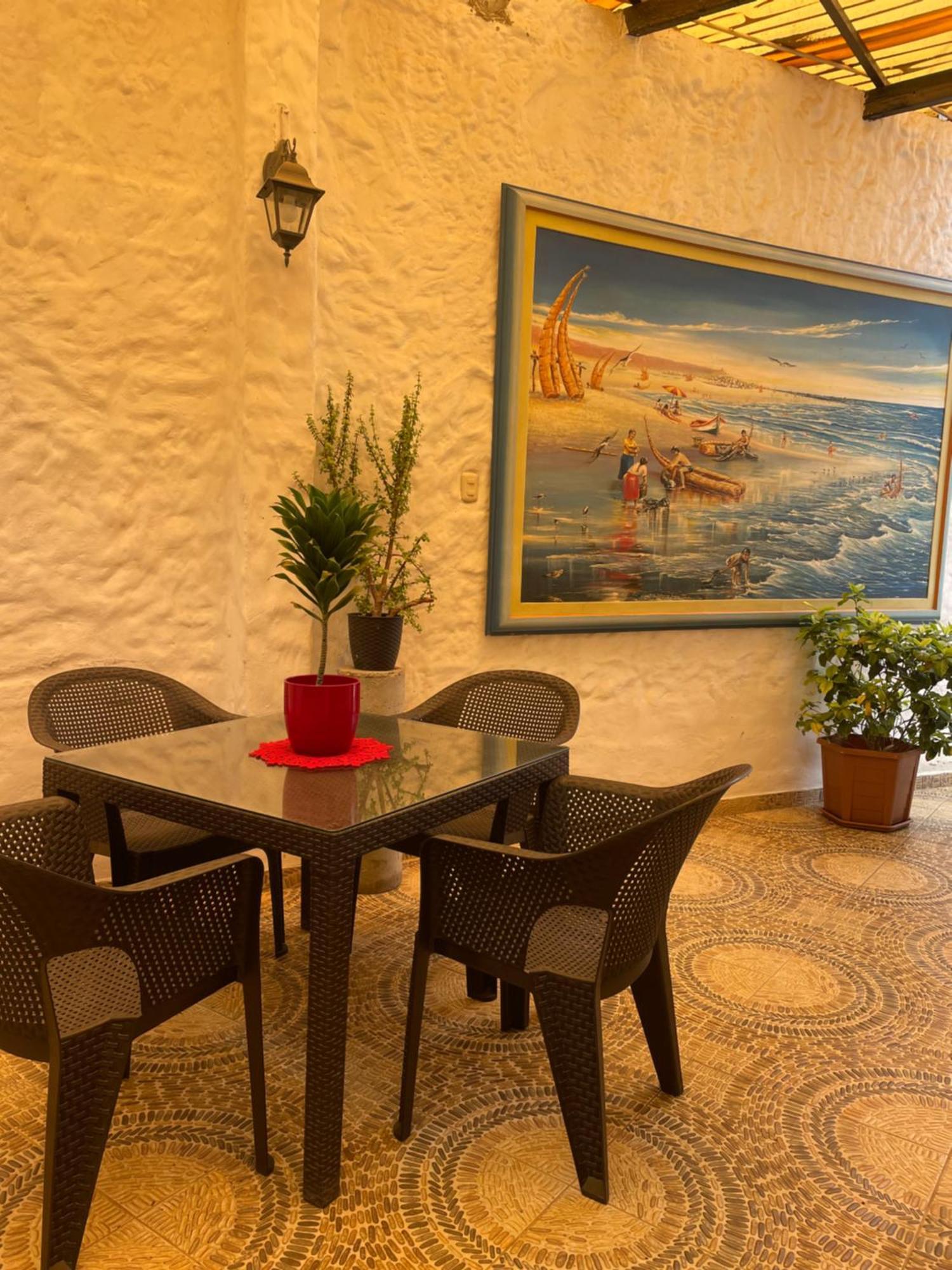Hotel Huanchaco Gardens Esterno foto