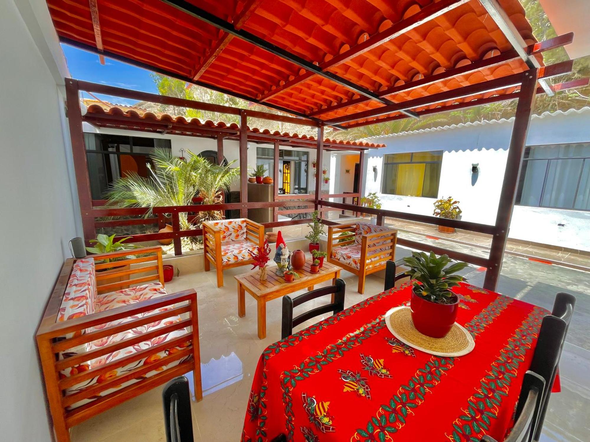 Hotel Huanchaco Gardens Esterno foto
